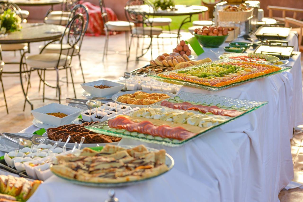 Les Jardins De Zyriab Bed & Breakfast Ait Hamid Exterior photo
