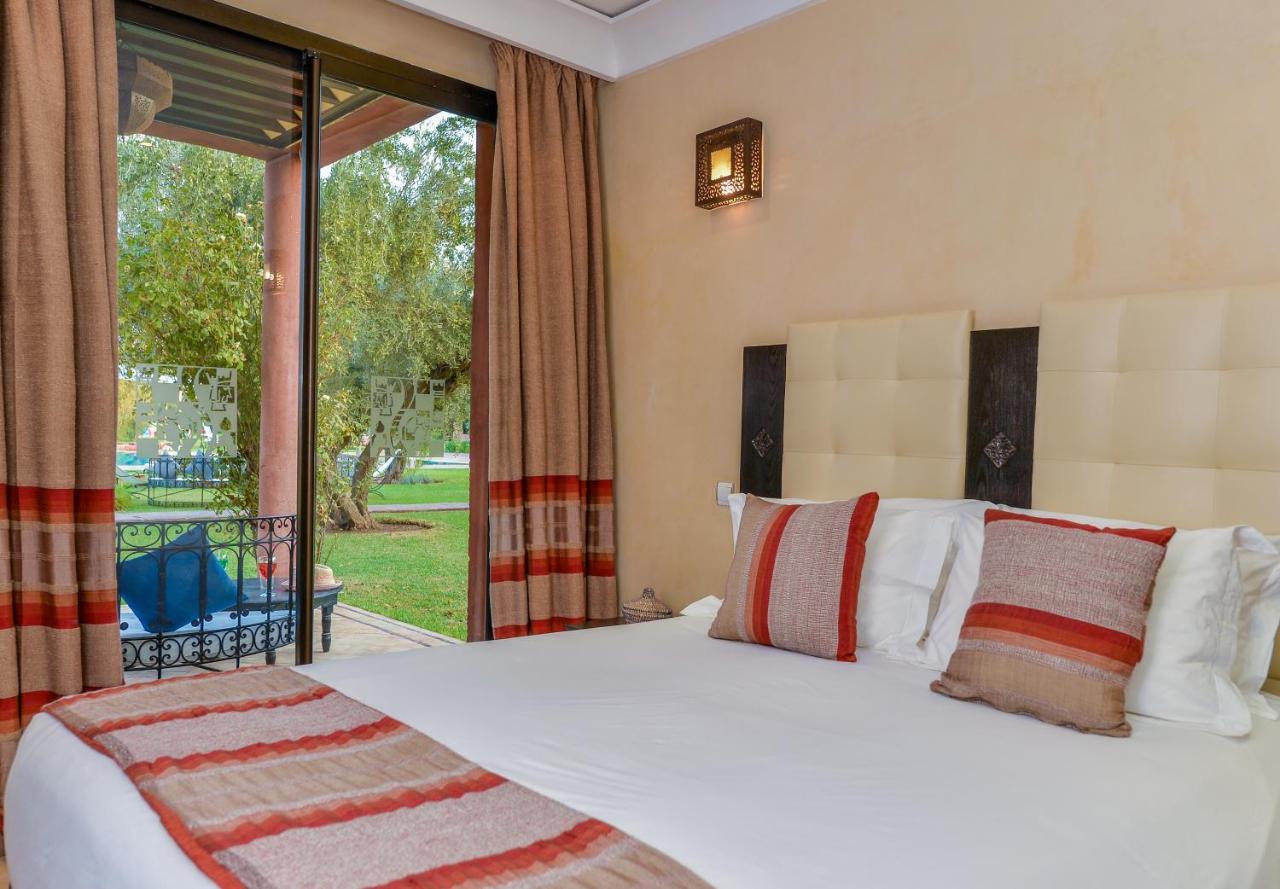 Les Jardins De Zyriab Bed & Breakfast Ait Hamid Exterior photo