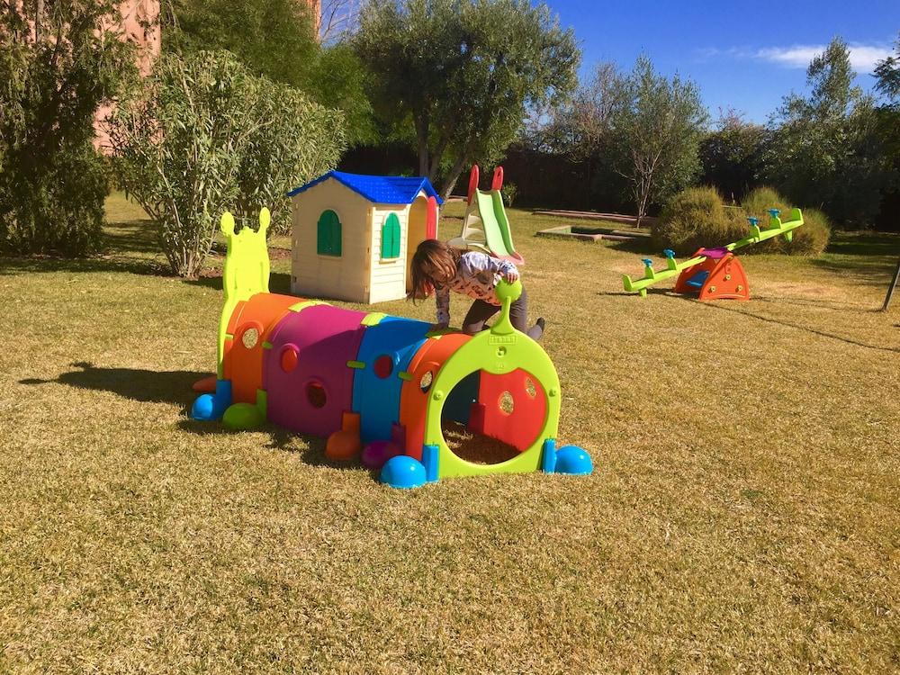 Les Jardins De Zyriab Bed & Breakfast Ait Hamid Exterior photo