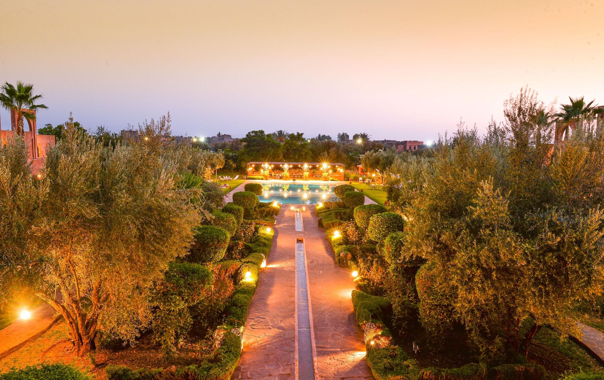 Les Jardins De Zyriab Bed & Breakfast Ait Hamid Exterior photo