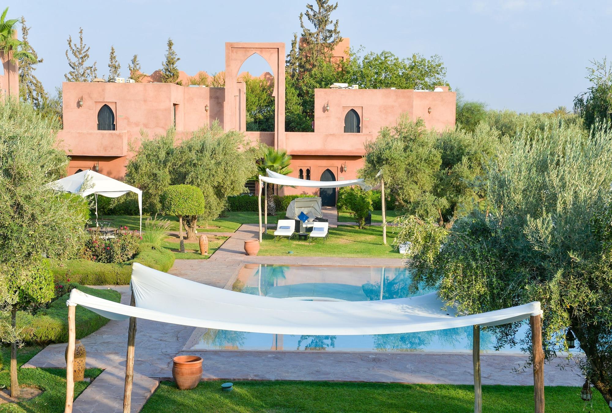 Les Jardins De Zyriab Bed & Breakfast Ait Hamid Exterior photo